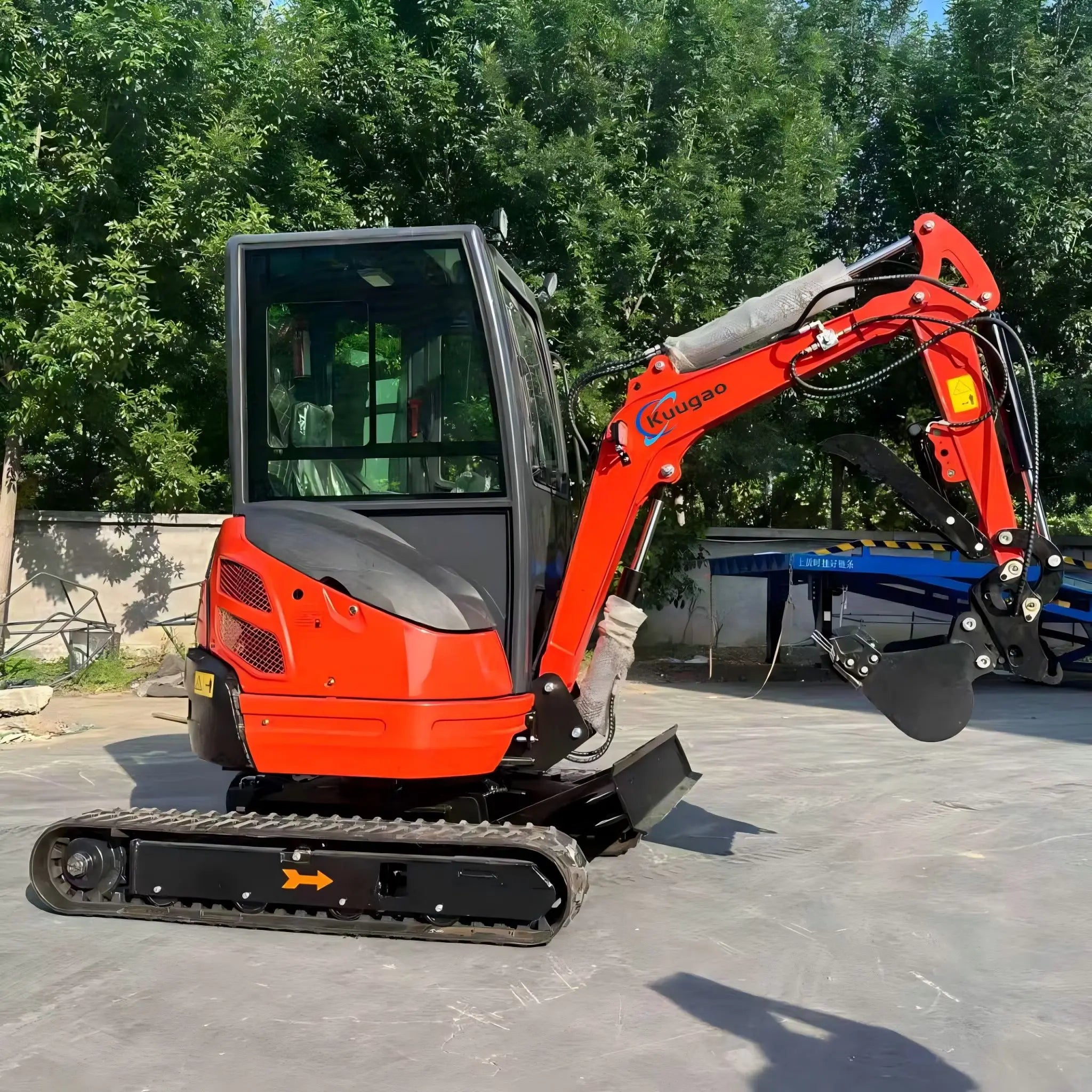 Mini Excavator 2 ton 2.5 ton Free Shipping CE Mini Bagger Mini Digger Kubota Engine Customized Crawler Farm Excavators Garden